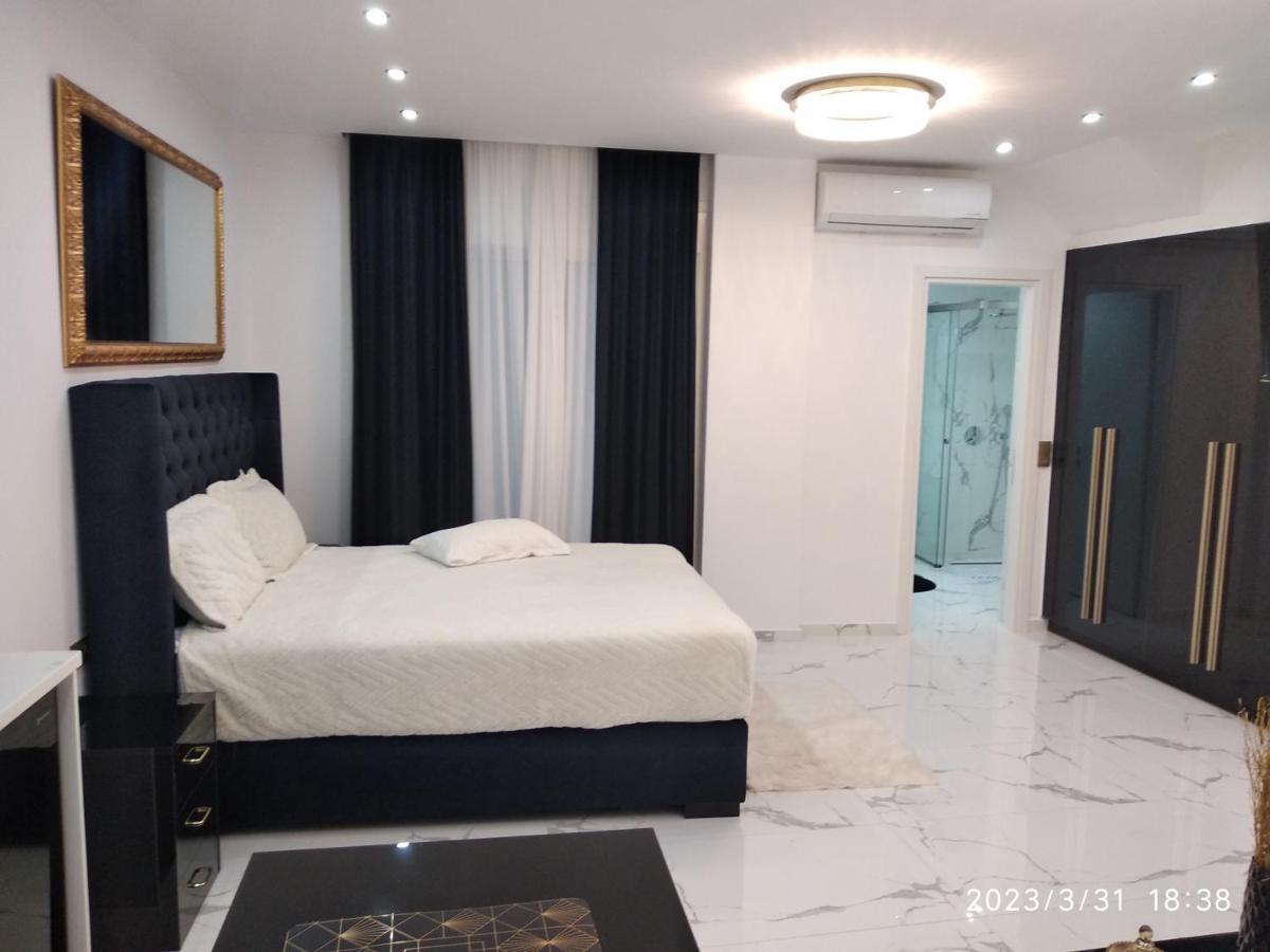 Despina'S Palace Apt Downtown Heraklion  Exterior photo